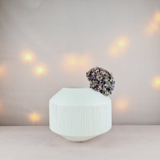 Glasvase by Remy Meijers